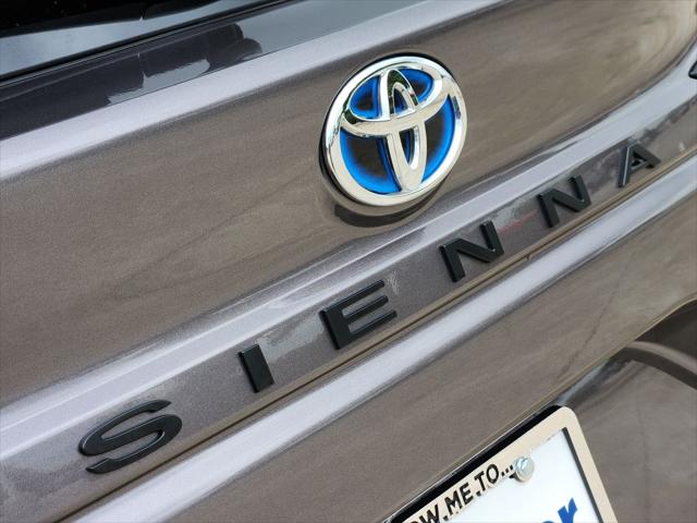 2021 Toyota Sienna XLE