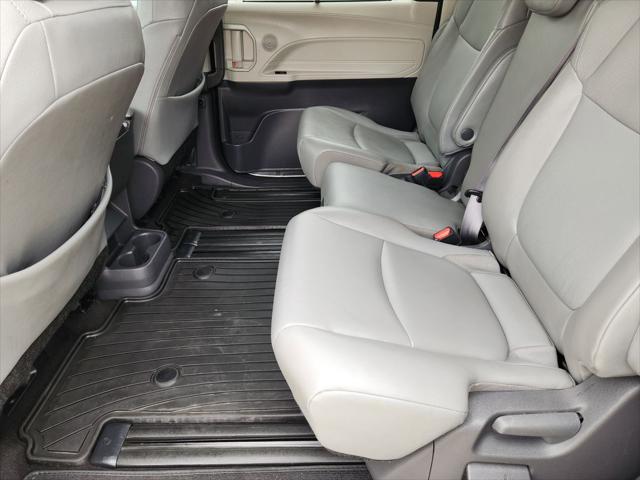 2021 Toyota Sienna XLE