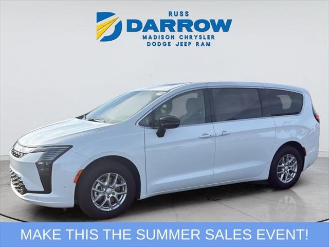 2027 Chrysler Pacifica Select for sale in Madison, WI