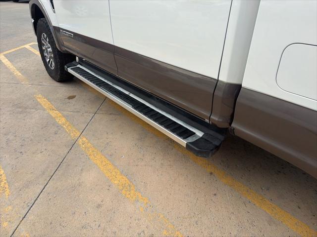 2022 Ford F-350 LARIAT