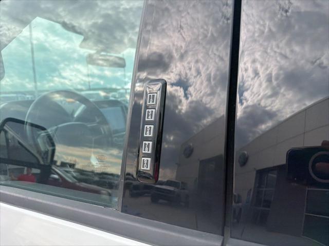 2022 Ford F-350 LARIAT