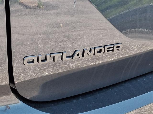 2026 Mitsubishi Outlander LE 1.5T S-AWC