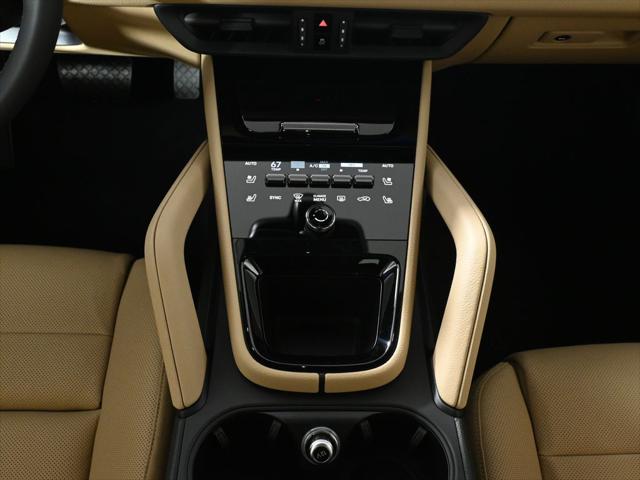 2026 Porsche Cayenne Unknown