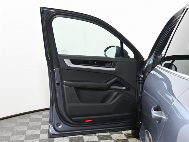 2026 Porsche Cayenne Unknown
