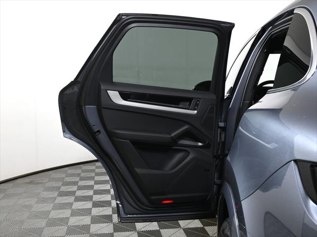 2026 Porsche Cayenne Unknown
