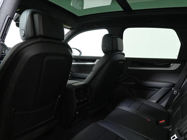 2026 Porsche Cayenne Unknown