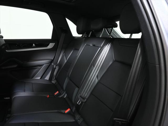 2026 Porsche Cayenne Unknown
