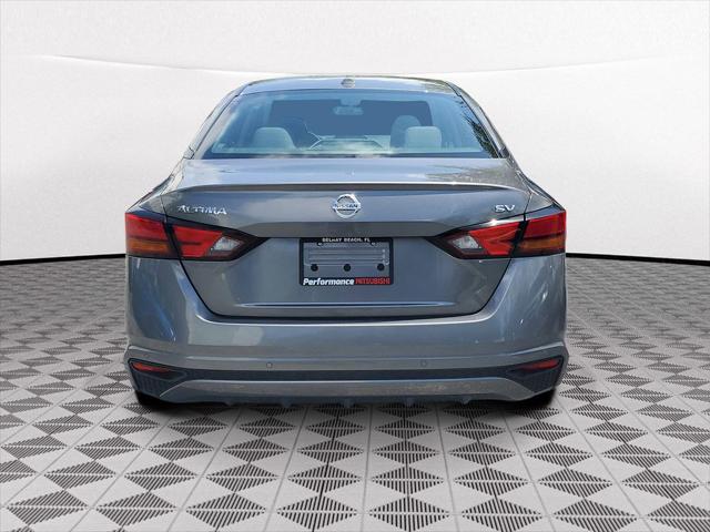2022 Nissan Altima SV FWD