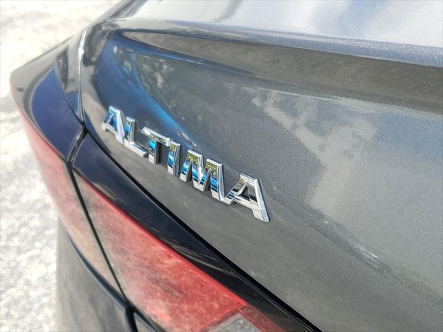 2022 Nissan Altima SV FWD