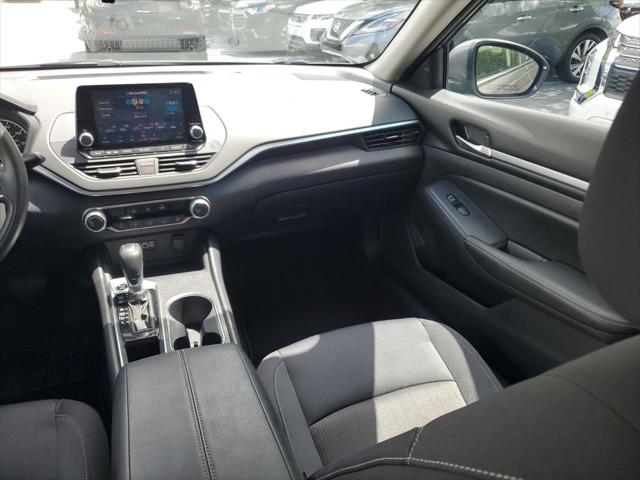 2022 Nissan Altima SV FWD