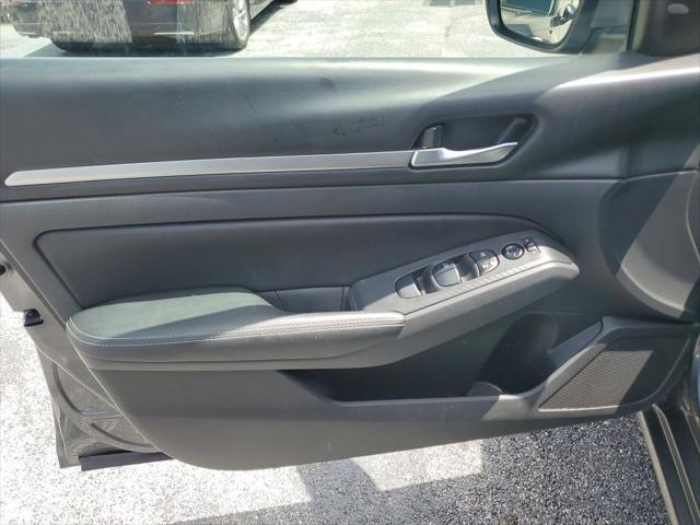 2022 Nissan Altima SV FWD