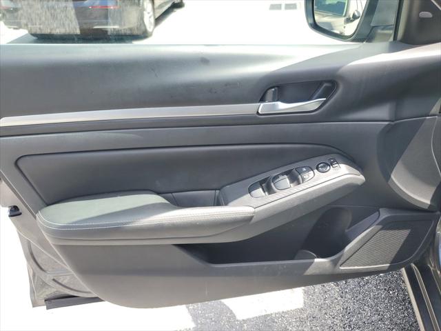 2022 Nissan Altima SV FWD