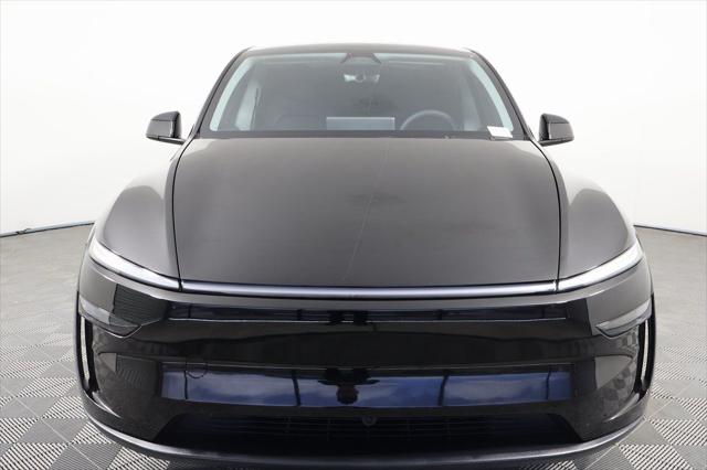 2026 Tesla Model Y Rear-Wheel Drive