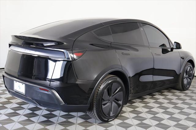 2026 Tesla Model Y Rear-Wheel Drive