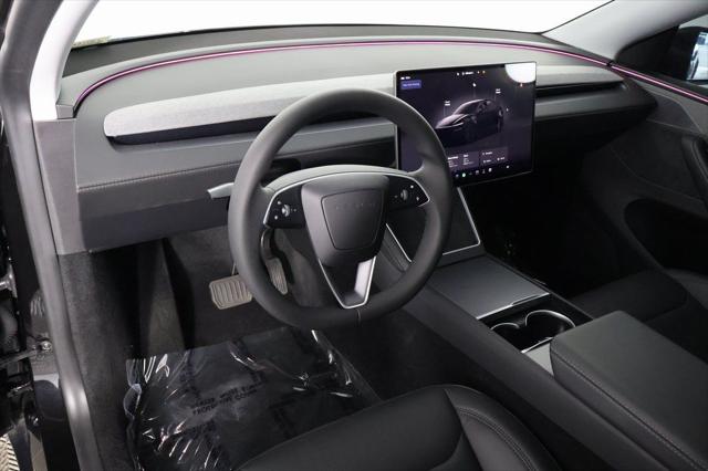 2026 Tesla Model Y Rear-Wheel Drive