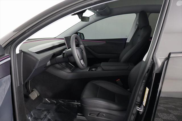 2026 Tesla Model Y Rear-Wheel Drive