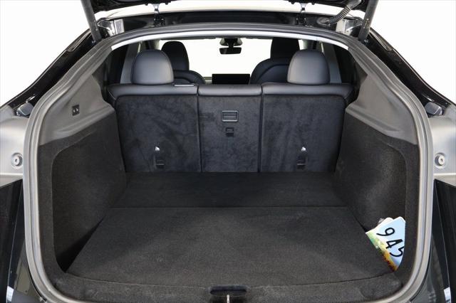 2026 Tesla Model Y Rear-Wheel Drive