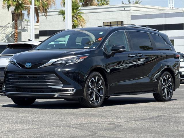 2025 Toyota Sienna Platinum