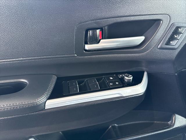 2025 Toyota Sienna Platinum