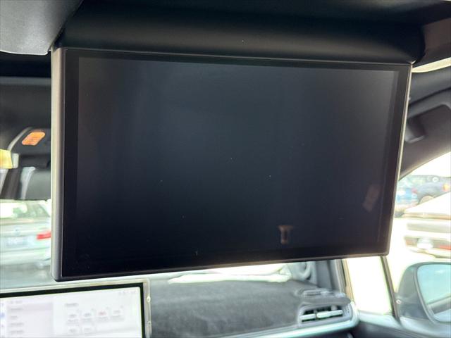2025 Toyota Sienna Platinum