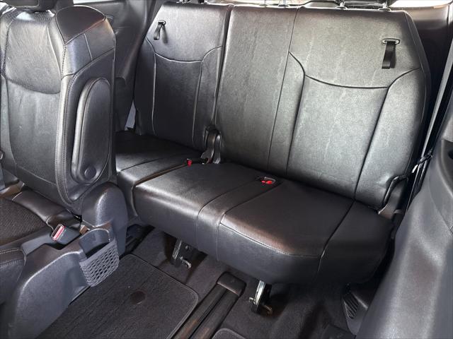 2025 Toyota Sienna Platinum