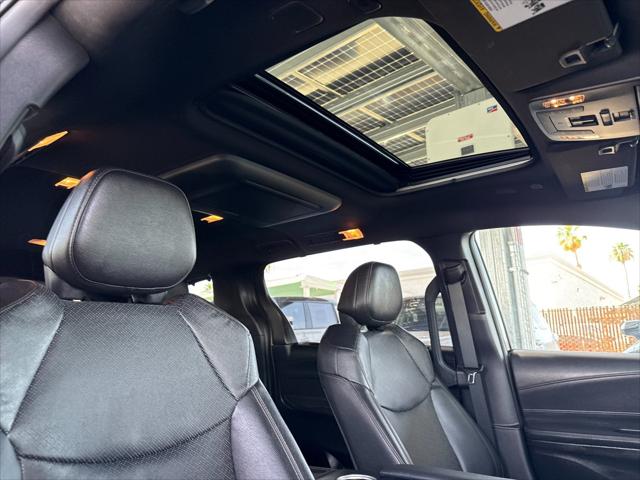 2025 Toyota Sienna Platinum