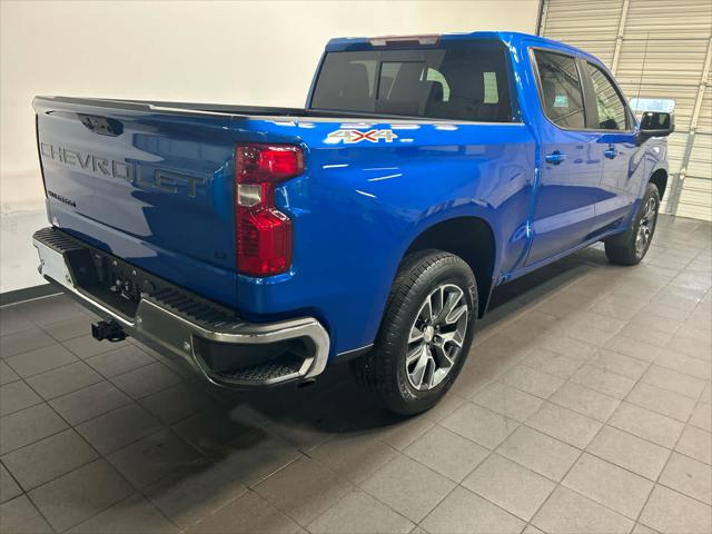 2022 Chevrolet Silverado 1500 4WD Crew Cab Standard Bed LT
