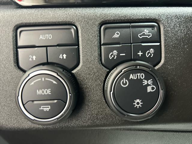2022 Chevrolet Silverado 1500 4WD Crew Cab Standard Bed LT