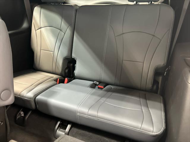 2023 Buick Enclave Essence AWD
