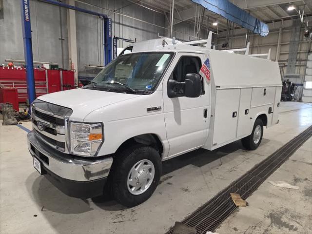 2026 Ford E-350 Cutaway Unknown