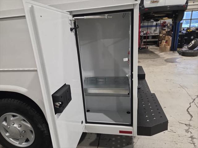 2026 Ford E-350 Cutaway Unknown