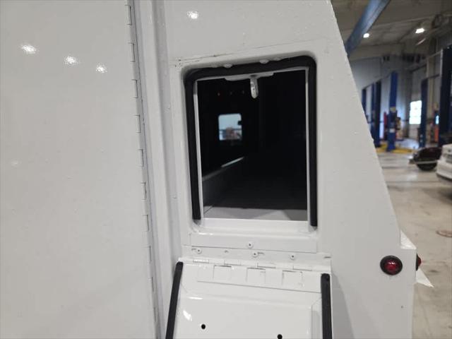 2026 Ford E-350 Cutaway Unknown