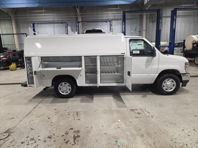 2026 Ford E-350 Cutaway Unknown