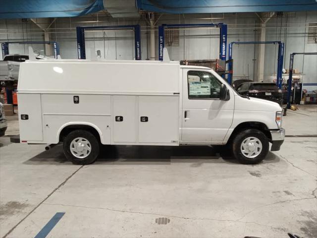 2026 Ford E-350 Cutaway Unknown