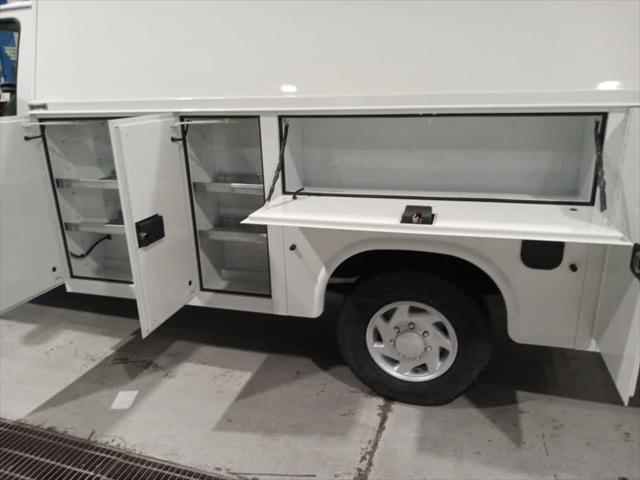 2026 Ford E-350 Cutaway Unknown