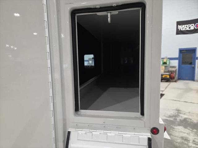 2026 Ford E-350 Cutaway Unknown