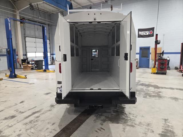 2026 Ford E-350 Cutaway Unknown