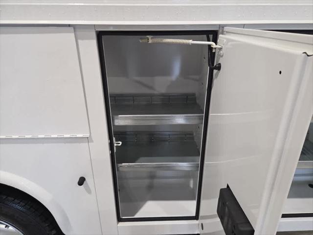 2026 Ford E-350 Cutaway Unknown