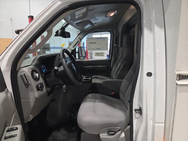 2026 Ford E-350 Cutaway Unknown