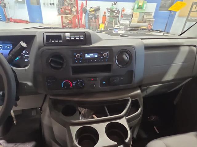 2026 Ford E-350 Cutaway Unknown