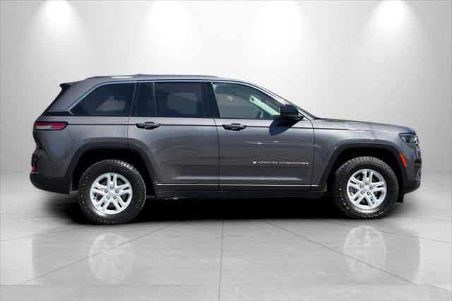 2023 Jeep Grand Cherokee Laredo 4x4