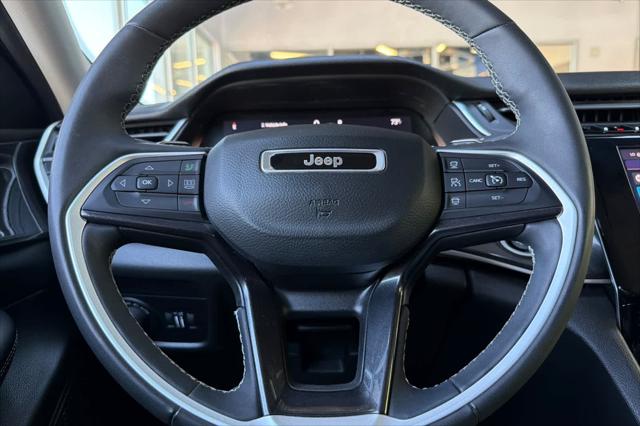 2023 Jeep Grand Cherokee Laredo 4x4