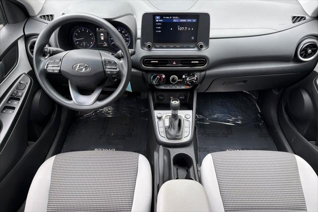 2022 Hyundai Kona SE