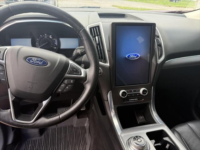 2021 Ford Edge Titanium