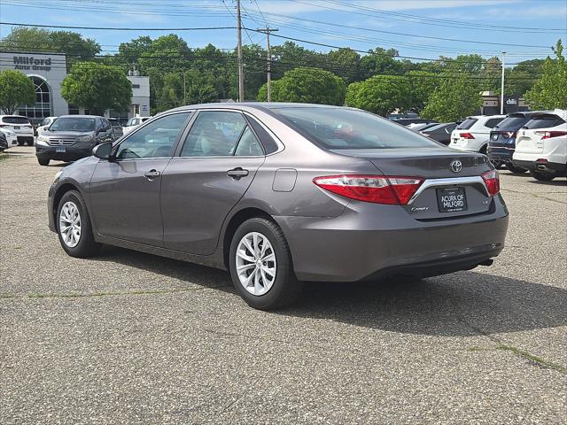 2015 Toyota Camry SE