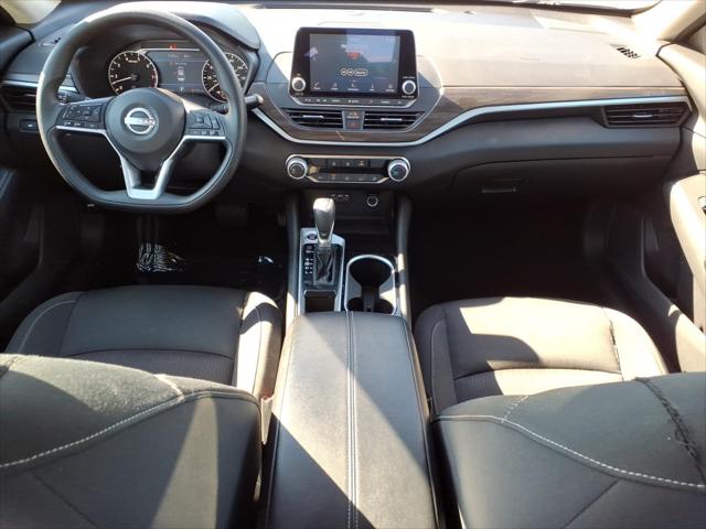 2024 Nissan Altima SV FWD