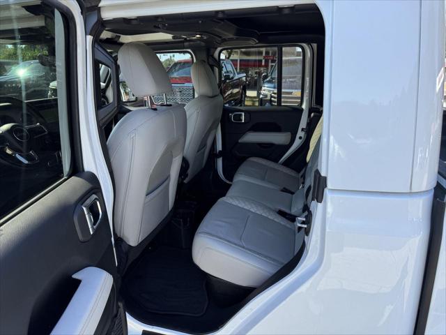 2022 Jeep Gladiator Sport