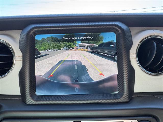 2022 Jeep Gladiator Sport