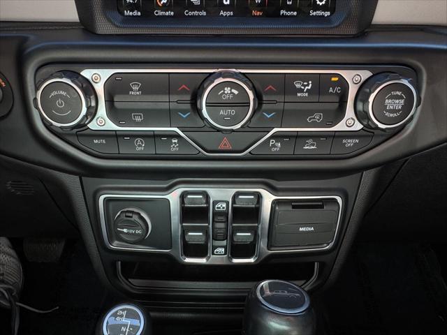 2022 Jeep Gladiator Sport