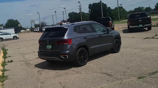 2023 Volkswagen Taos 1.5T SE